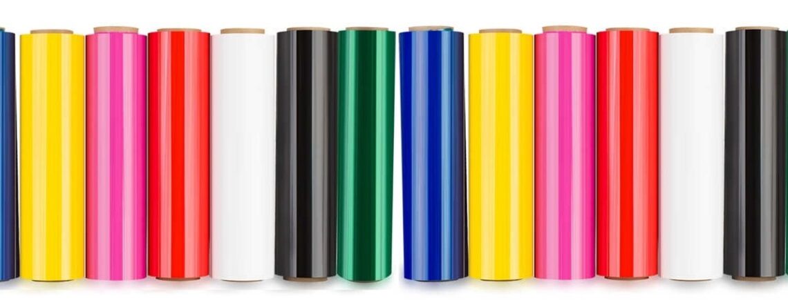 Mi a különbség a fóliatömlő, a síkfólia és a zsugorfólia között?